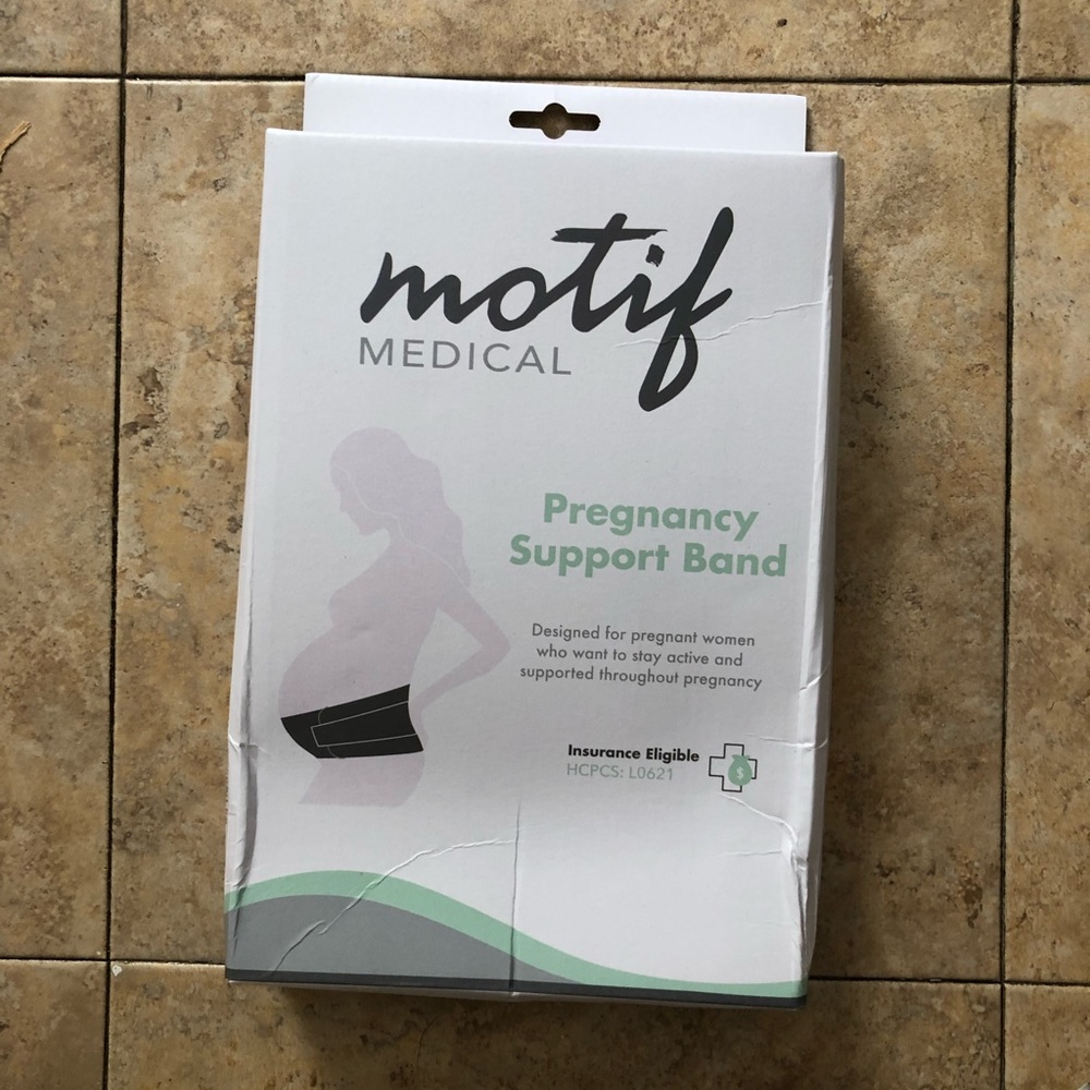 Pregnant belly support band